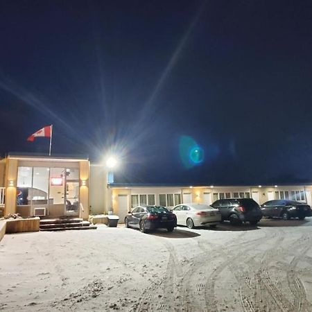 Belmont Inn Sudbury Bagian luar foto