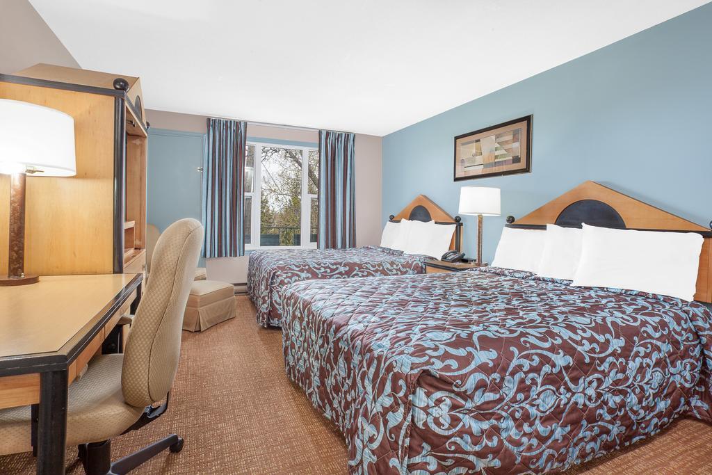 Belmont Inn Sudbury Bagian luar foto