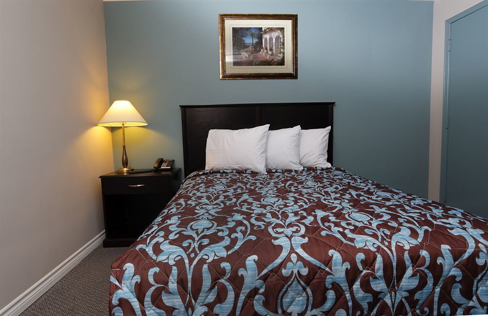 Belmont Inn Sudbury Bagian luar foto